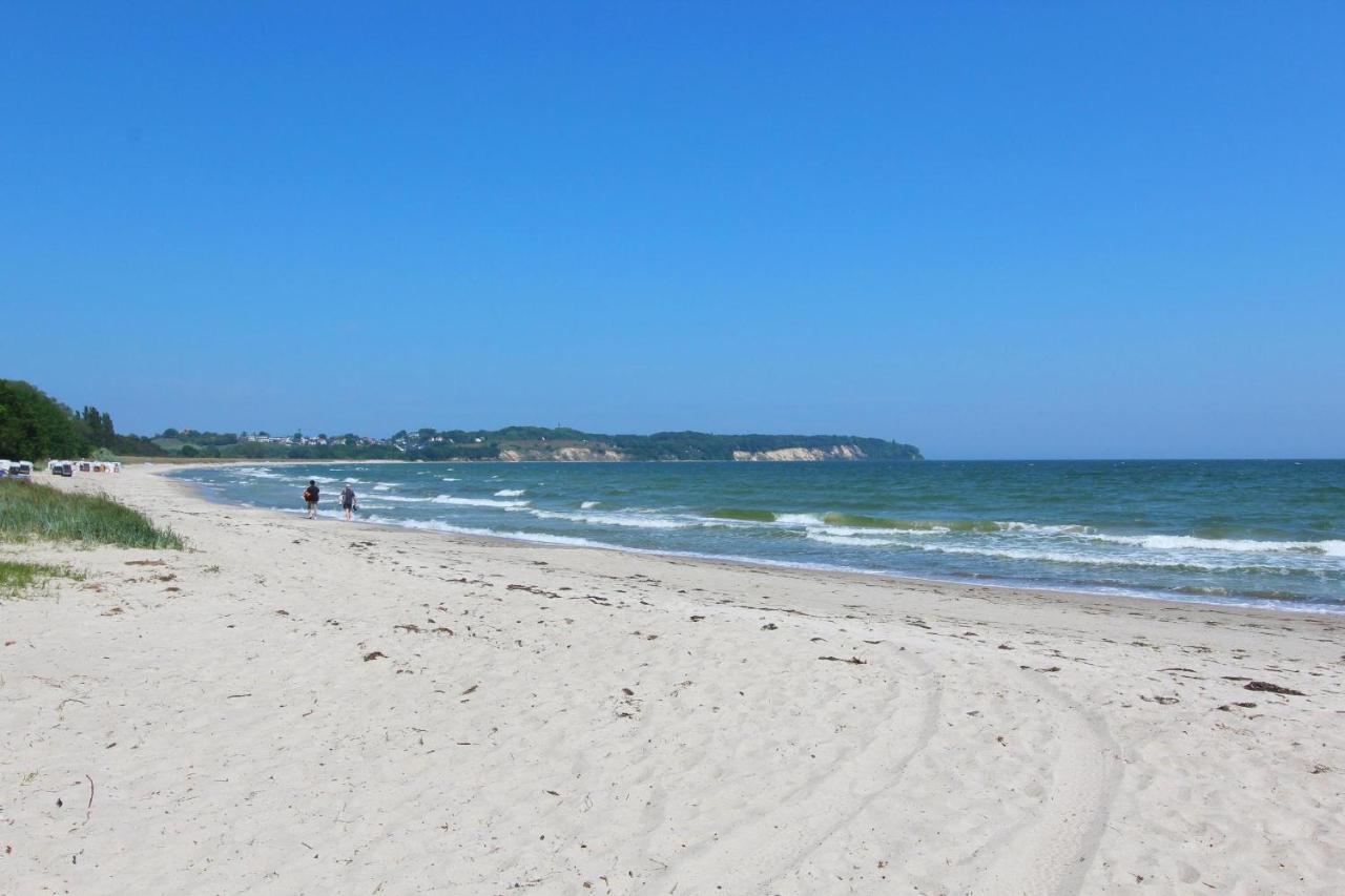 Strandnahe Fewo Mit Terrasse, Gratis Nutzung Vom Ahoi Erlebnisbad Und Sauna In Sellin - Rex Rugia Fewo 13-3 Lobbe Exterior photo
