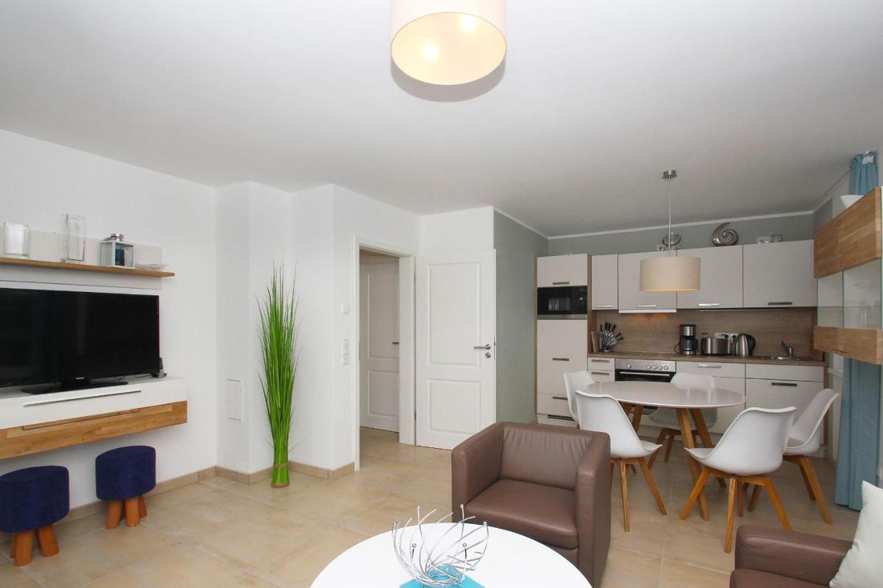 Strandnahe Fewo Mit Terrasse, Gratis Nutzung Vom Ahoi Erlebnisbad Und Sauna In Sellin - Rex Rugia Fewo 13-3 Lobbe Exterior photo
