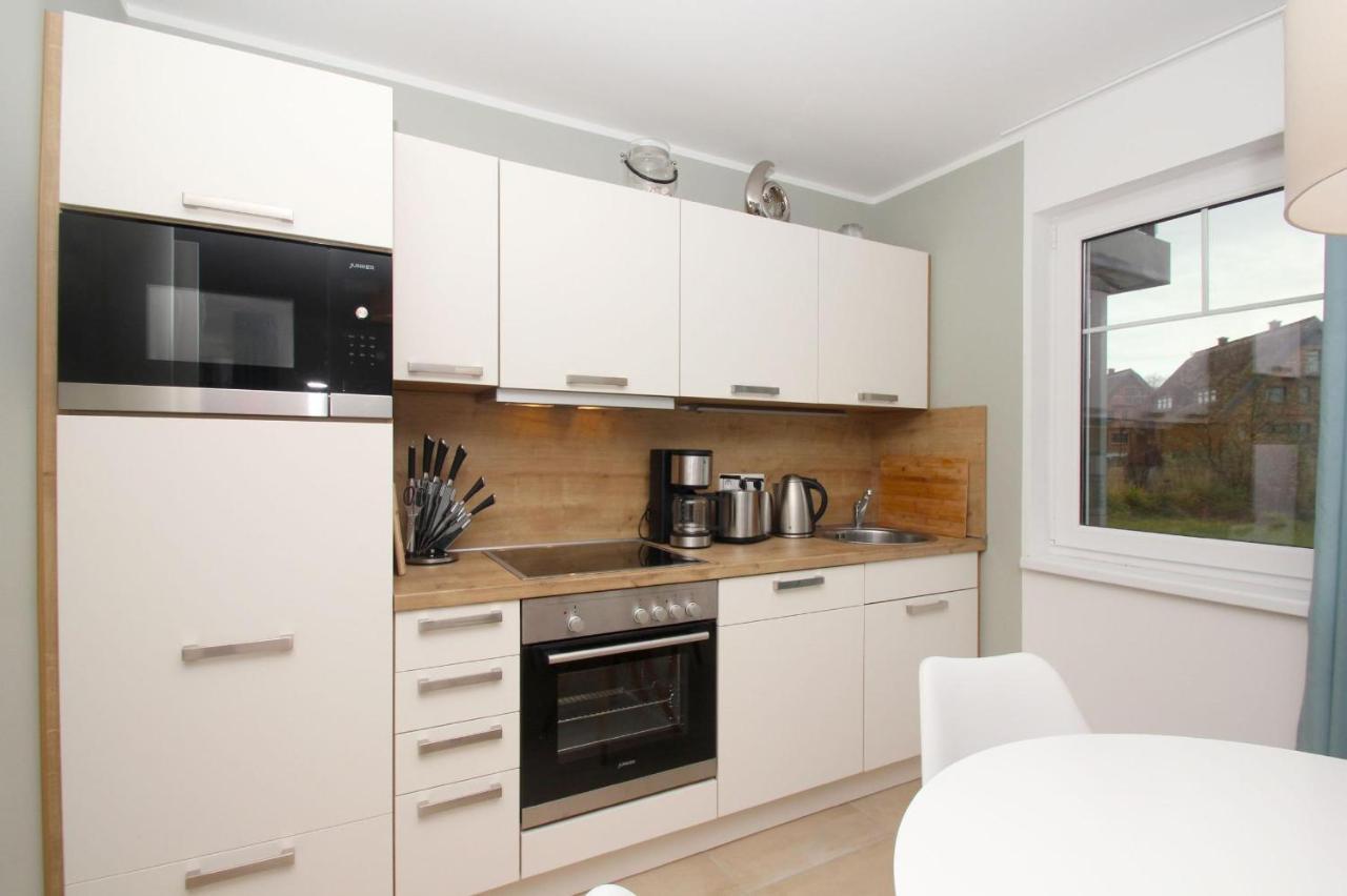 Strandnahe Fewo Mit Terrasse, Gratis Nutzung Vom Ahoi Erlebnisbad Und Sauna In Sellin - Rex Rugia Fewo 13-3 Lobbe Exterior photo